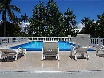 Villa Patiently Waiting Montego Bay